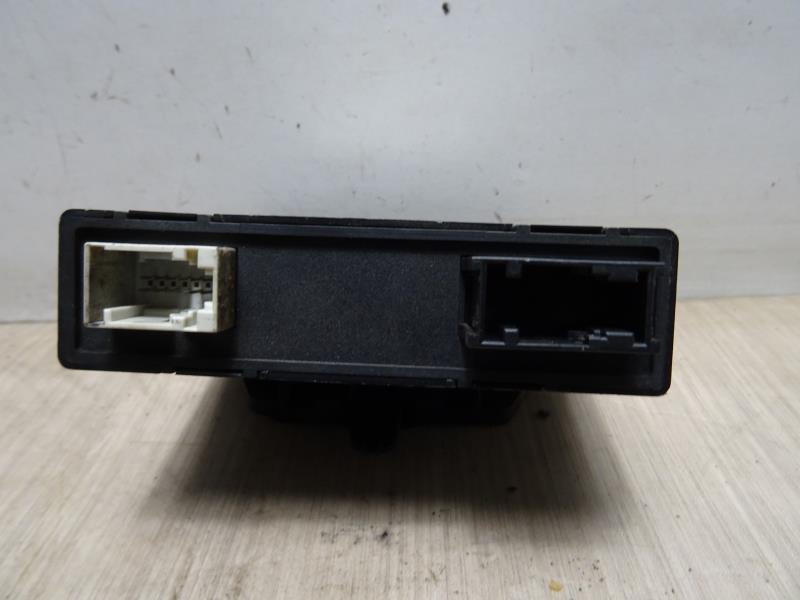 Boitier d'aide au stationnement SAAB 9.3 2 SPORT HATCH PHASE 2 BREAK Diesel - 1