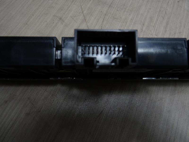 Bouton de warning AUDI A3 3 LIMOUSINE S3 PHASE 1 Essence - 1