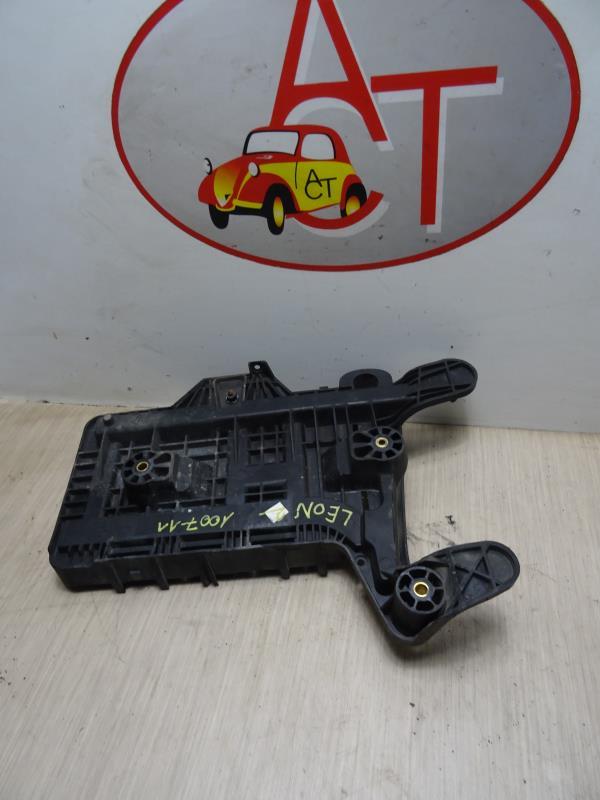 Coffre à batterie SEAT LEON 2 PHASE 1 Diesel - 1