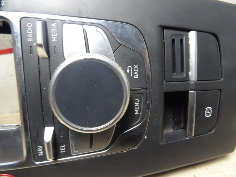 Consolle centrale (interno in plastica) AUDI A3 3 LIMOUSINE S3 PHASE 1 Gasolina - 1
