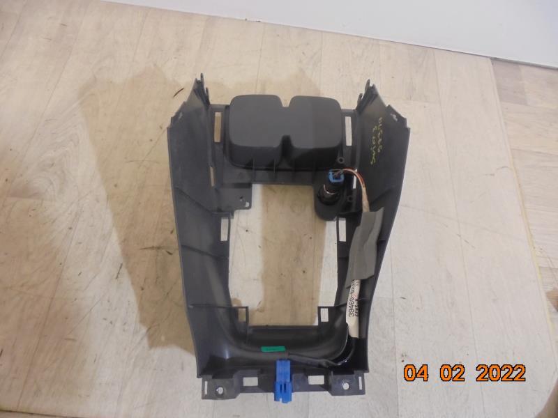 Consolle centrale (interno in plastica) SUZUKI SWIFT 3 Diésel - 1