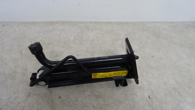 Cric FORD MONDEO 1 PHASE 1 Essence - 1