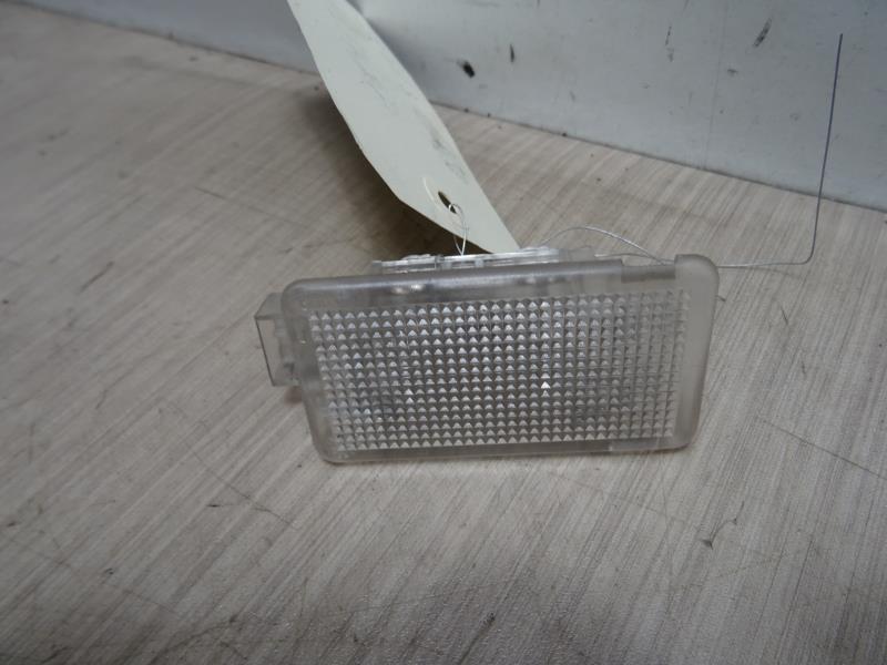 Eclairage de plaque VOLVO C 70 2 PHASE 1 CABRIOLET Essence - 1