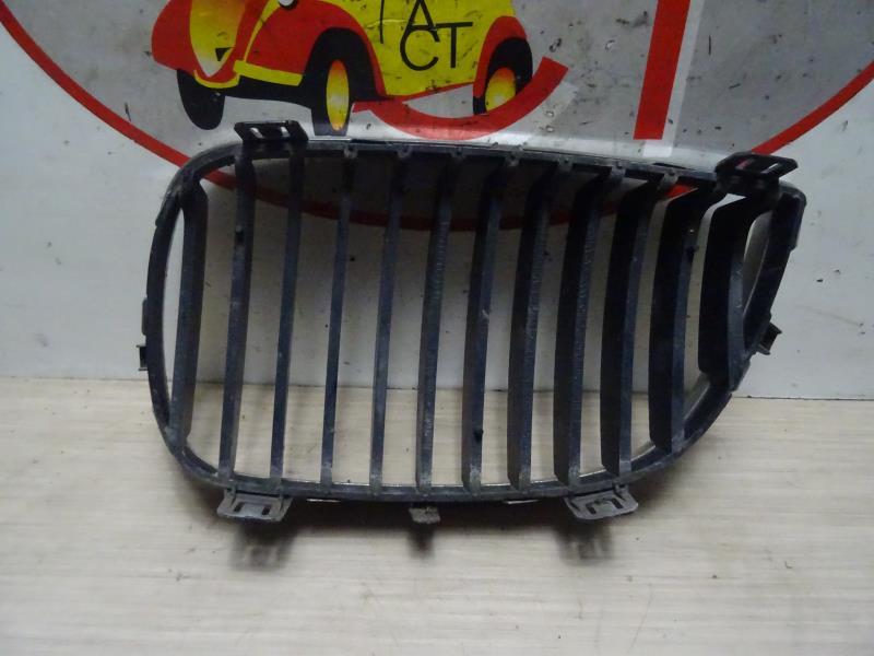 Grille de calandre droite BMW SERIE 1 E87 PHASE 1 Diesel - 1