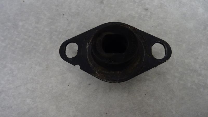 Support moteur gauche RENAULT CLIO 2 PHASE 1 Diesel - 1