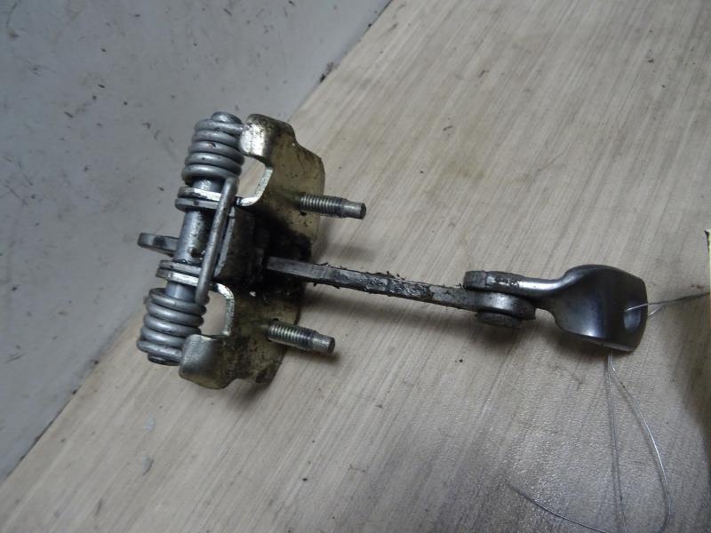 Tirante portiera anteriore destro DACIA SANDERO 1 Gasolina - 1