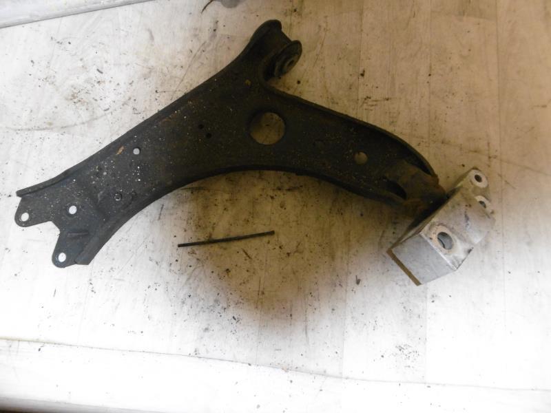 Triangle avant gauche VOLKSWAGEN GOLF PLUS PHASE 1 Diesel - 1