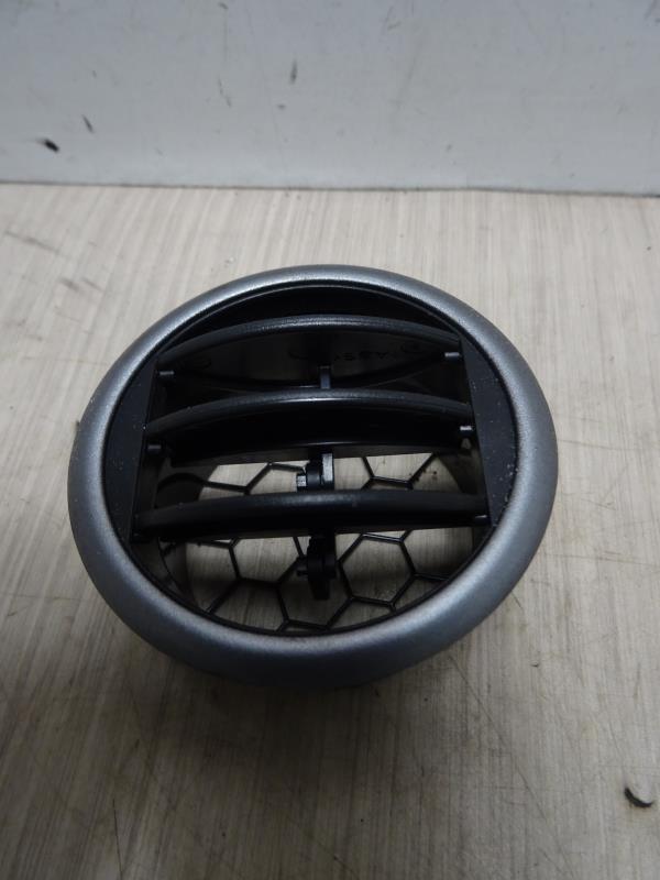 Bocchetta aerazione cruscotto anteriore destra SUZUKI SWIFT 3 Diésel - 1