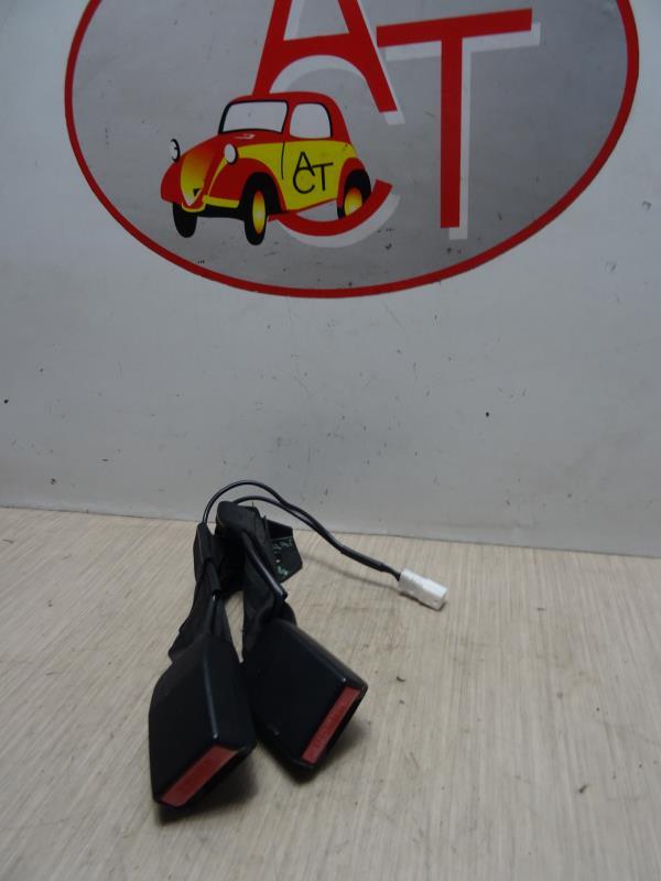 Aggancio cintura sicurezza posteriore centrale NISSAN QASHQAI 1 PHASE 1 Diésel - 1
