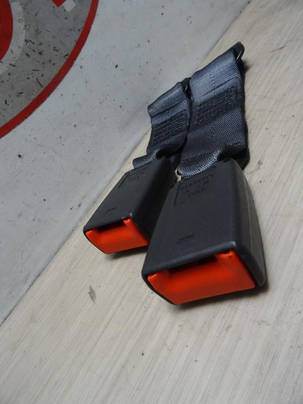 Aggancio cintura sicurezza posteriore destro FIAT CROMA 2  - 1
