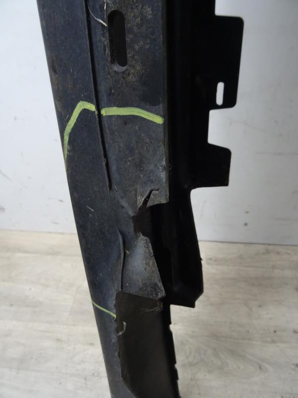 Bas de caisse gauche BMW SERIE 1 E81 Diesel - 1