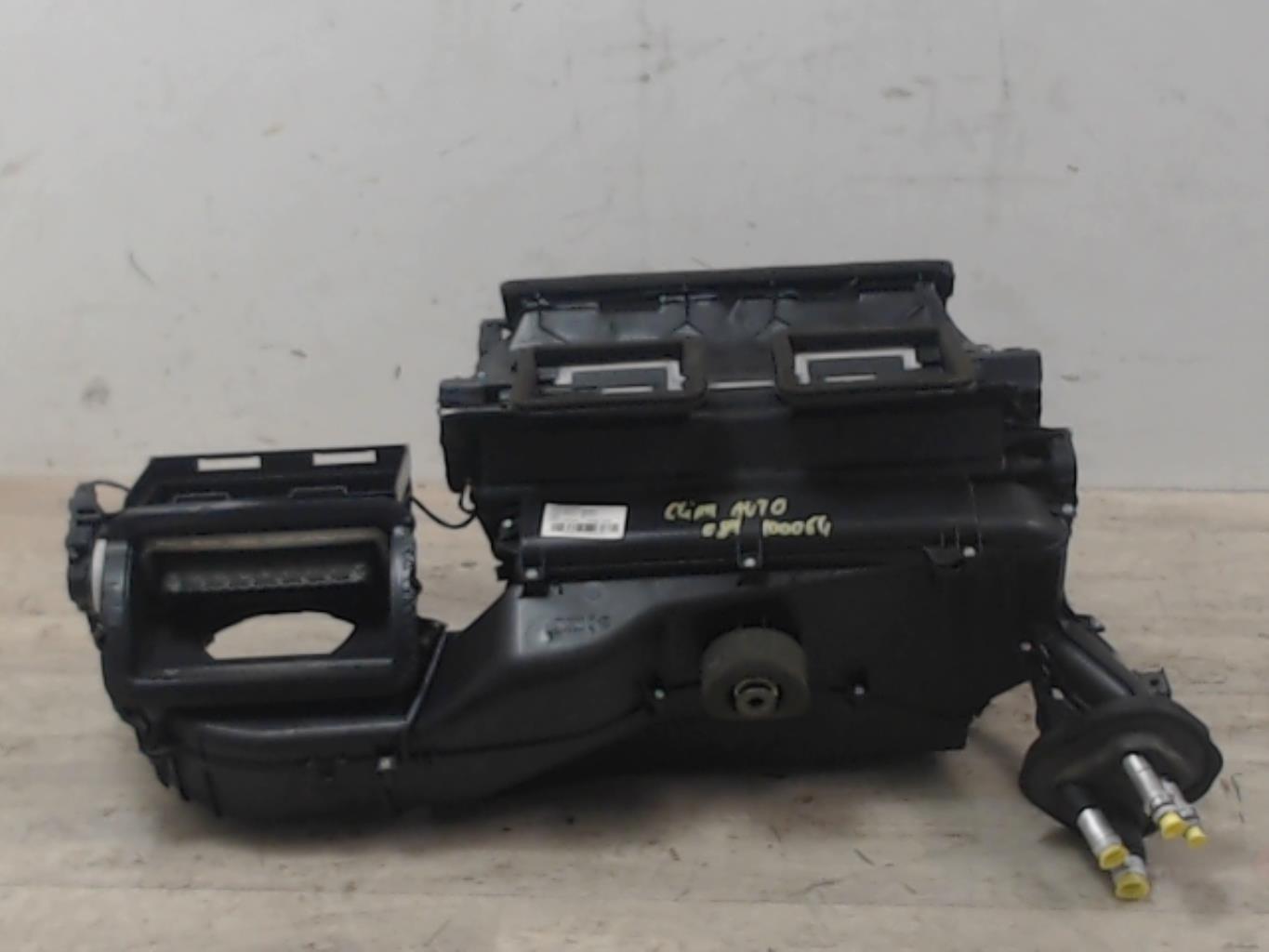 Bloc chauffage BMW SERIE 1 E81 Diesel - 1