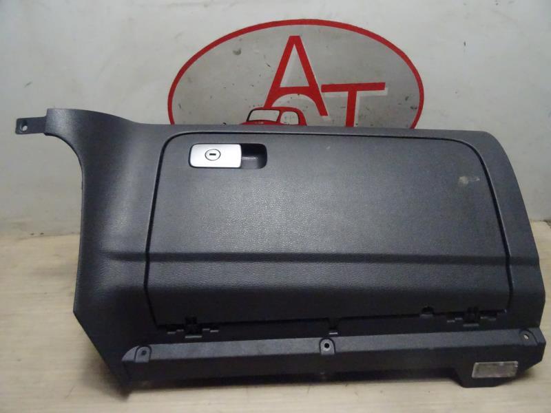 Boite a gants VOLKSWAGEN GOLF 5 Diesel - 1