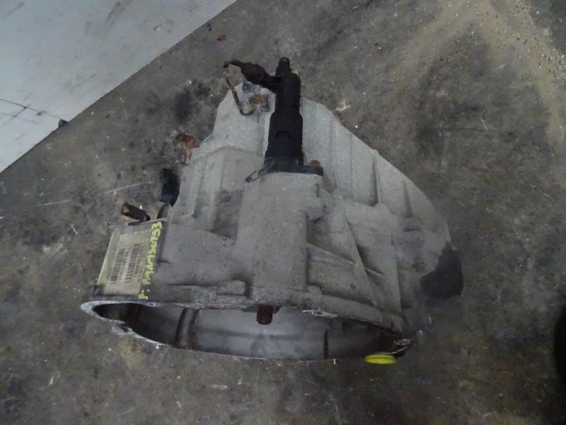 Boite de vitesses MITSUBISHI COLT 6 PHASE 1 Essence - 1