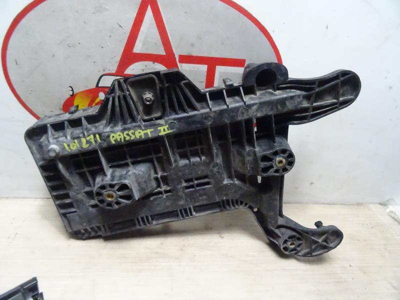 Contenitore batteria VOLKSWAGEN PASSAT 5  - 1