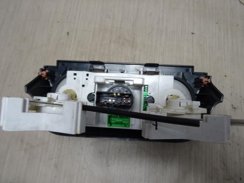 Commande chauffage SUZUKI SWIFT 3 Diesel - 1