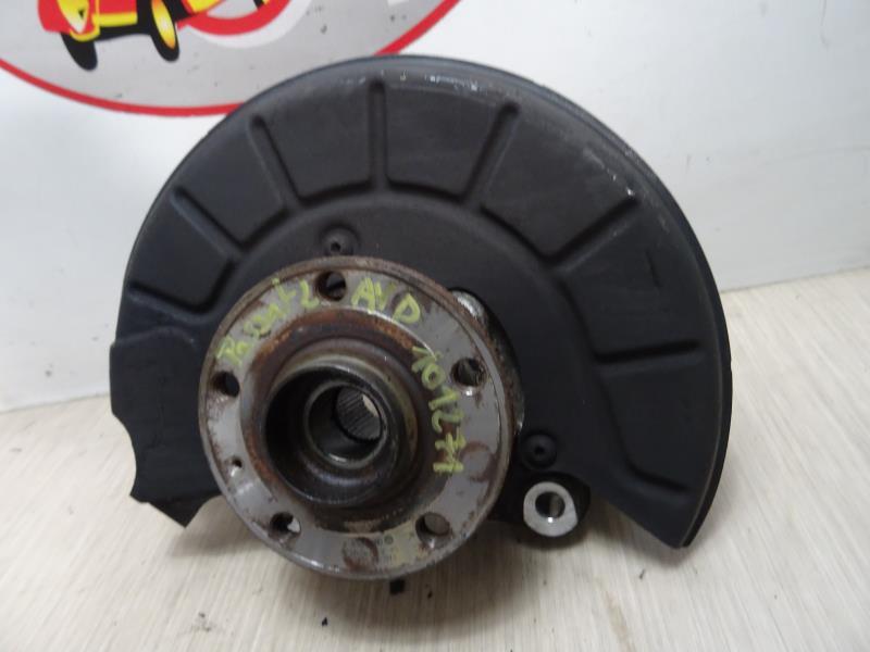 Fusee avant droit VOLKSWAGEN PASSAT 5  - 1