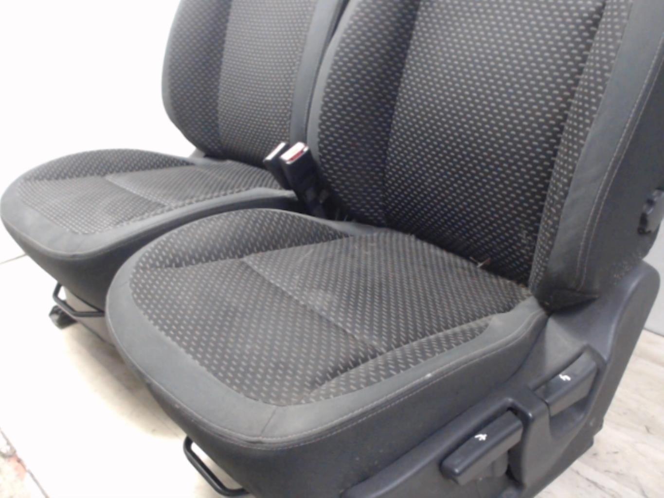 Interieur complet NISSAN QASHQAI 1 PHASE 1 Diesel - 1