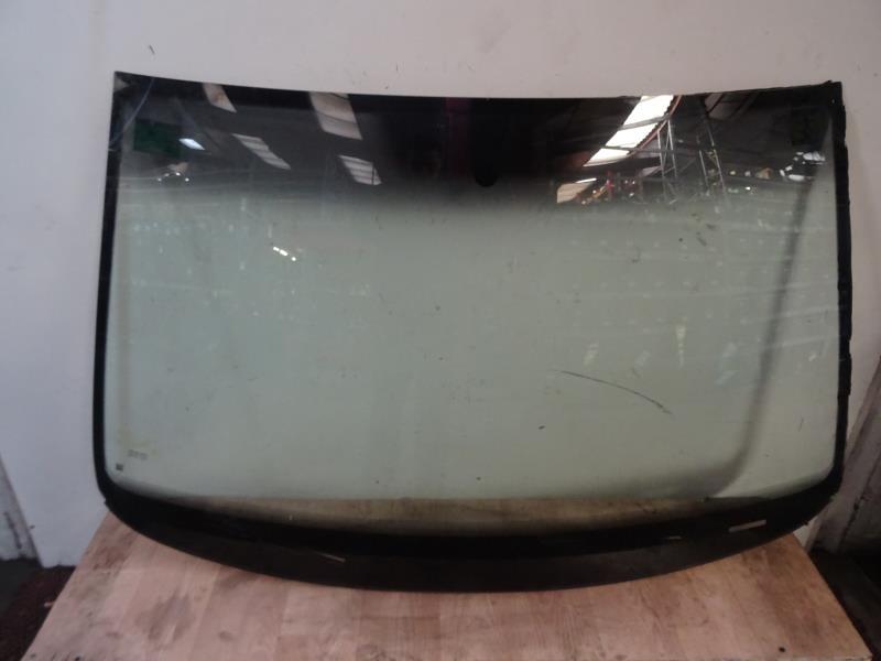 Parabrezza VOLKSWAGEN PASSAT 5  - 1