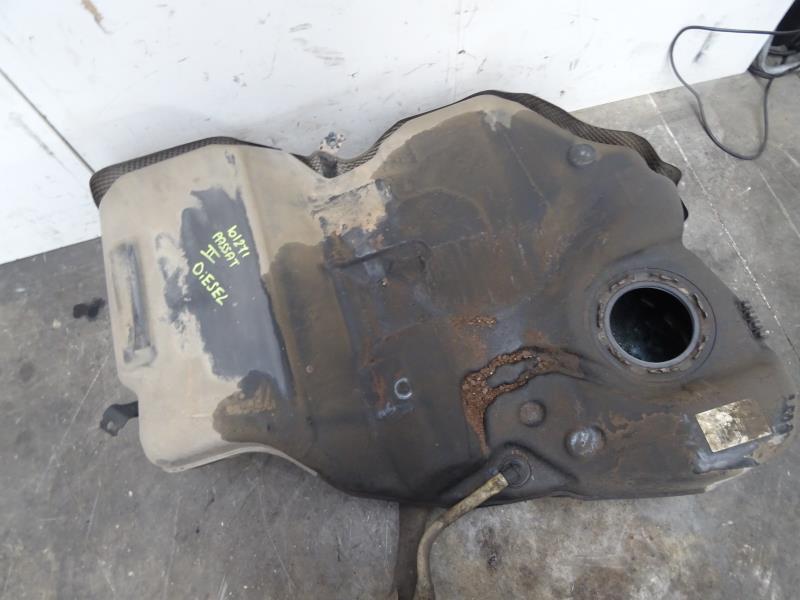 Reservoir VOLKSWAGEN PASSAT 5  - 1