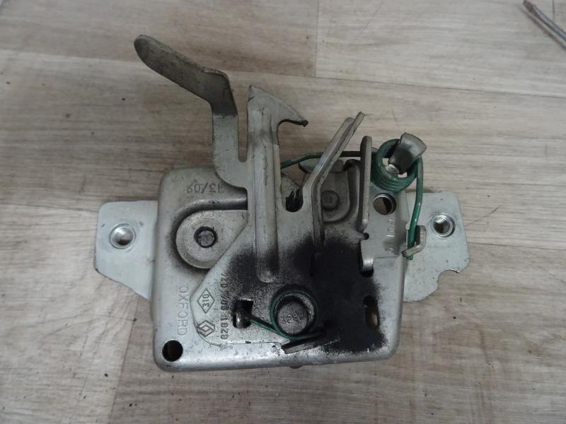 Serrure de capot RENAULT CLIO 3 PHASE 2 Diesel - 1