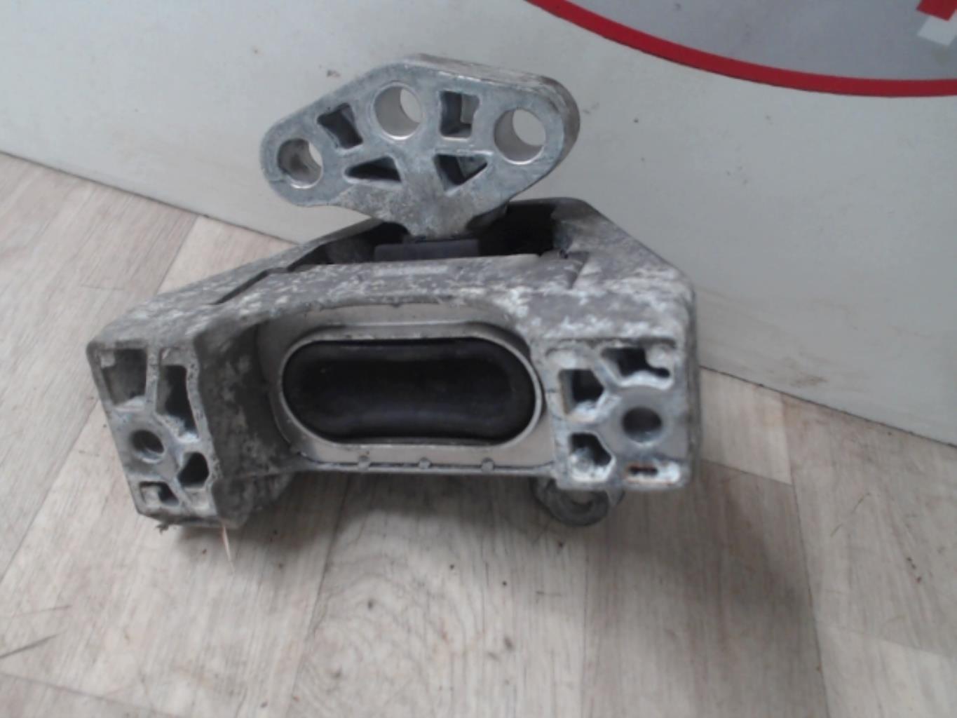 Supporto motore destro FIAT CROMA 2  - 1