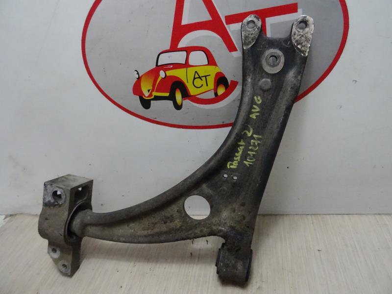 Triangle avant gauche VOLKSWAGEN PASSAT 5  - 1