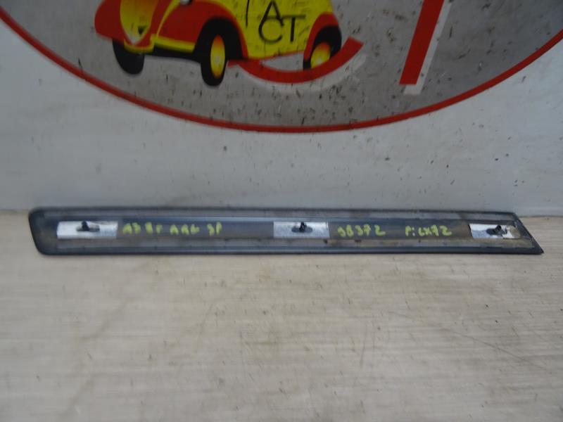Modanatura parafango posteriore sinistro AUDI A3 2 PHASE 1 Diésel - 1