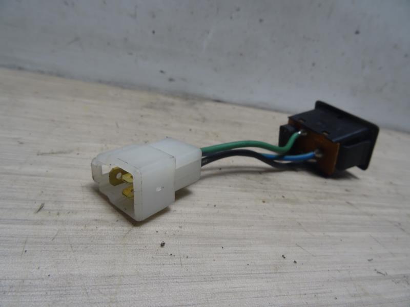 Bouton/Interrupteur MAZDA E 2200 Diesel - 1