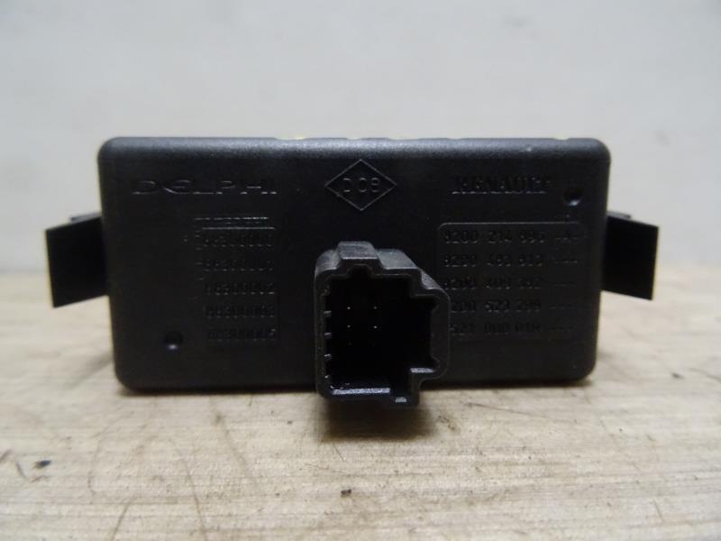 Bouton de warning RENAULT CLIO 3 PHASE 2 BREAK Diesel - 1