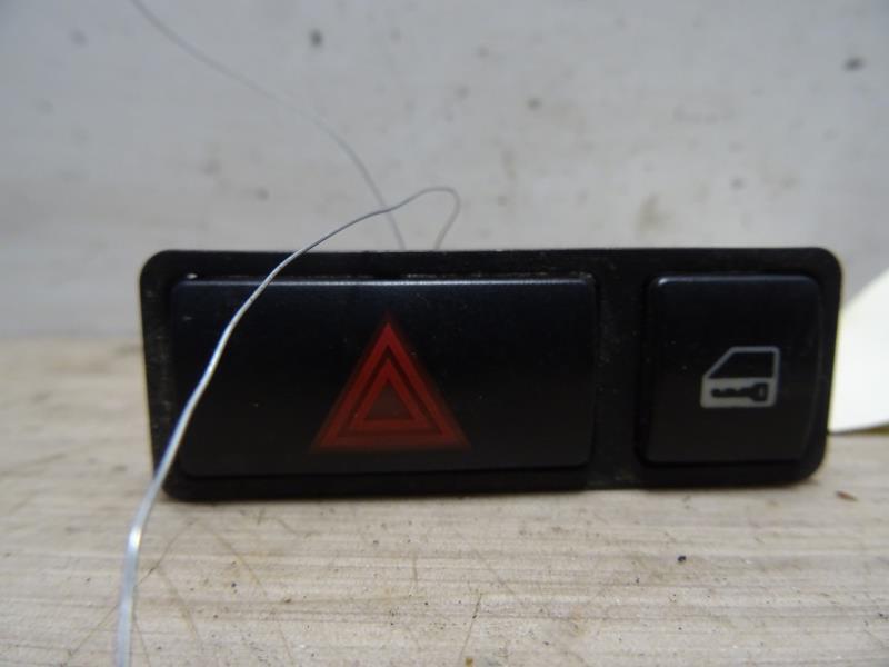 Bouton de warning BMW SERIE 3 E46 PHASE 1 Diesel - 1