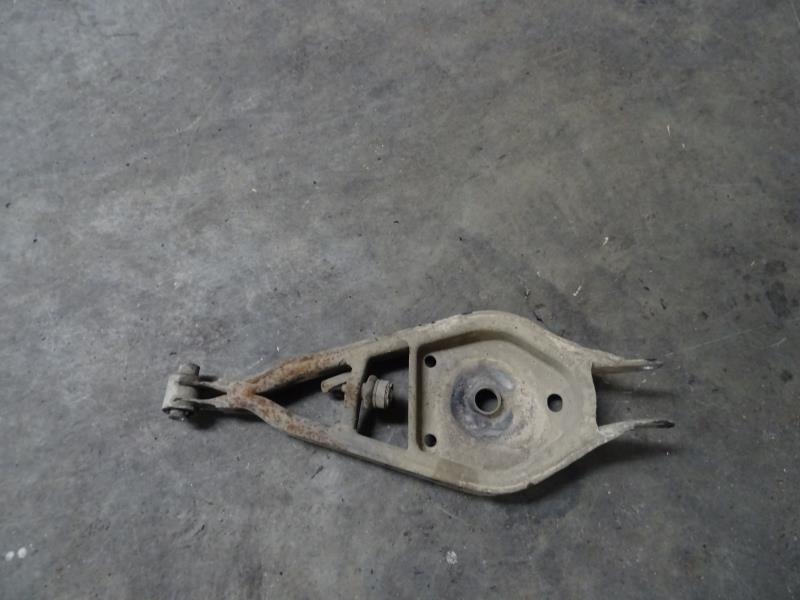 Braccio sospensione posteriore sinistra BMW X3 E83 PHASE 1 Diésel - 1