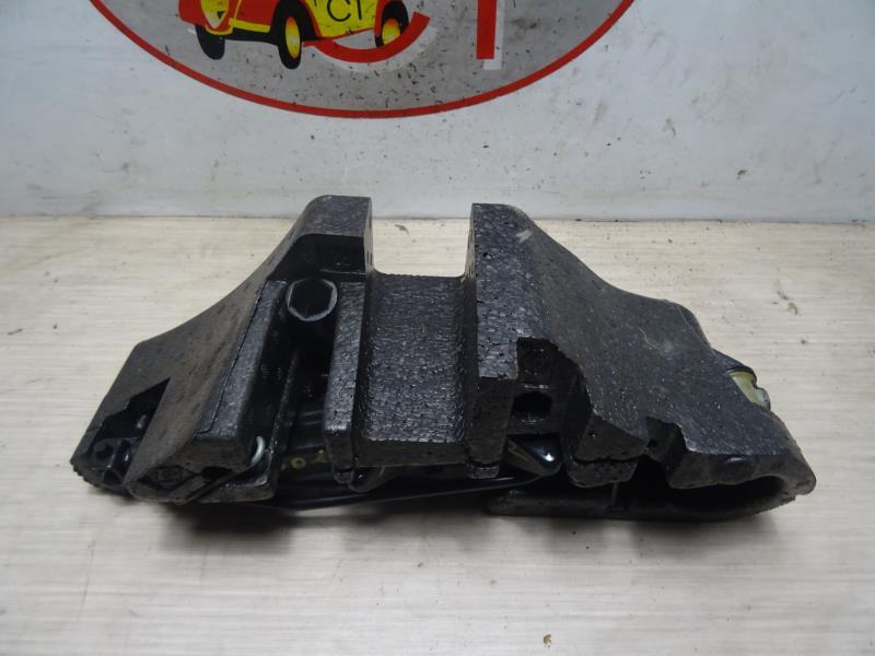 Cric (Ensemble depannage) RENAULT MEGANE 2 PHASE 1 Essence - 1