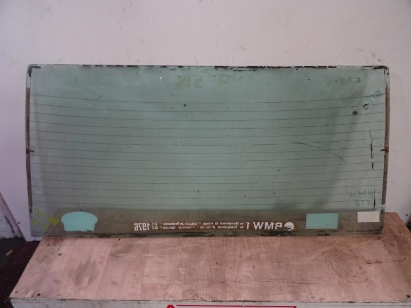 Lunette arriere BMW SERIE 5 E28  - 1