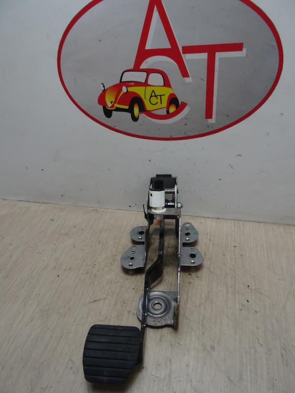 Pedale de frein RENAULT MEGANE 3 PHASE 3 Diesel - 1