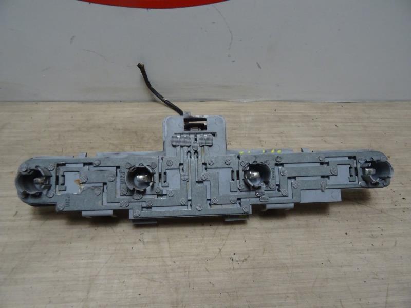 Base portalampade fanale posteriore destro OPEL ZAFIRA B PHASE 1 Diésel - 1