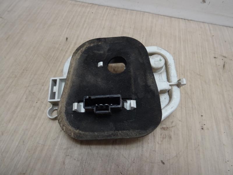 Base portalampade fanale posteriore sinistro PEUGEOT 2008 1 PHASE 1 Diésel - 1