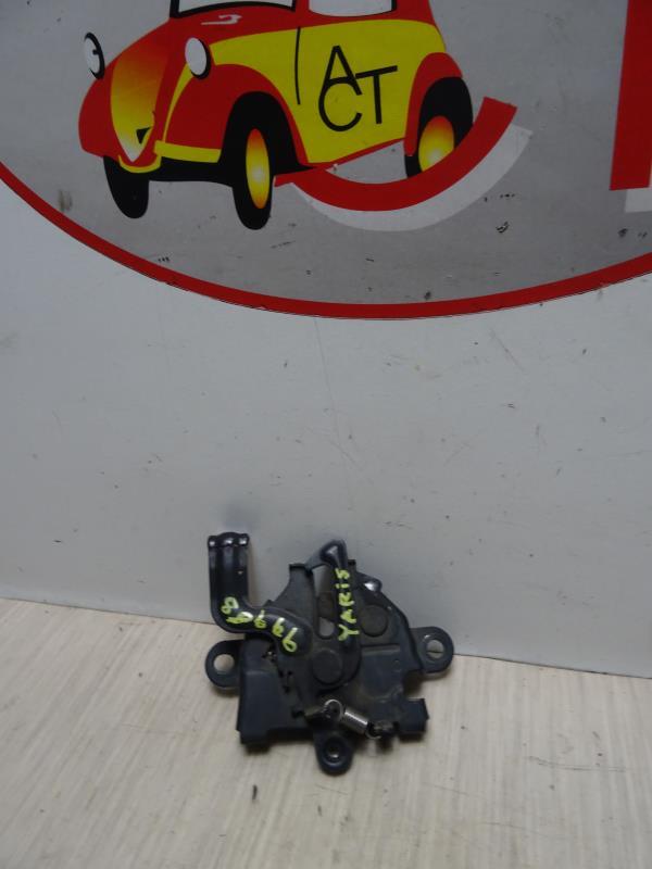 Serratura cofano TOYOTA YARIS 2 PHASE 2 Gasolina - 1