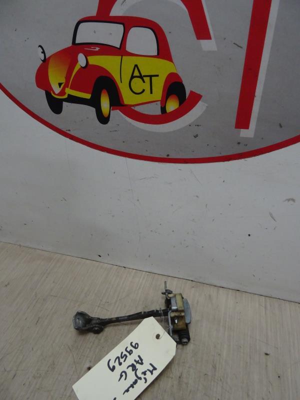 Tirante portiera posteriore sinistro RENAULT MEGANE 3 PHASE 3 Diésel - 1