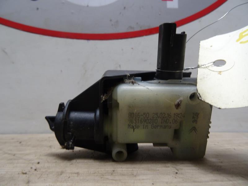 Attuatore chiavistello sportello carburante PEUGEOT 508 1 SW PHASE 2 BREAK Diésel - 1