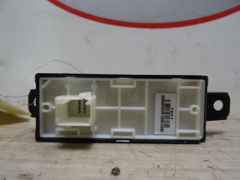 Commande GPS PEUGEOT 2008 1 PHASE 1 Diesel - 1