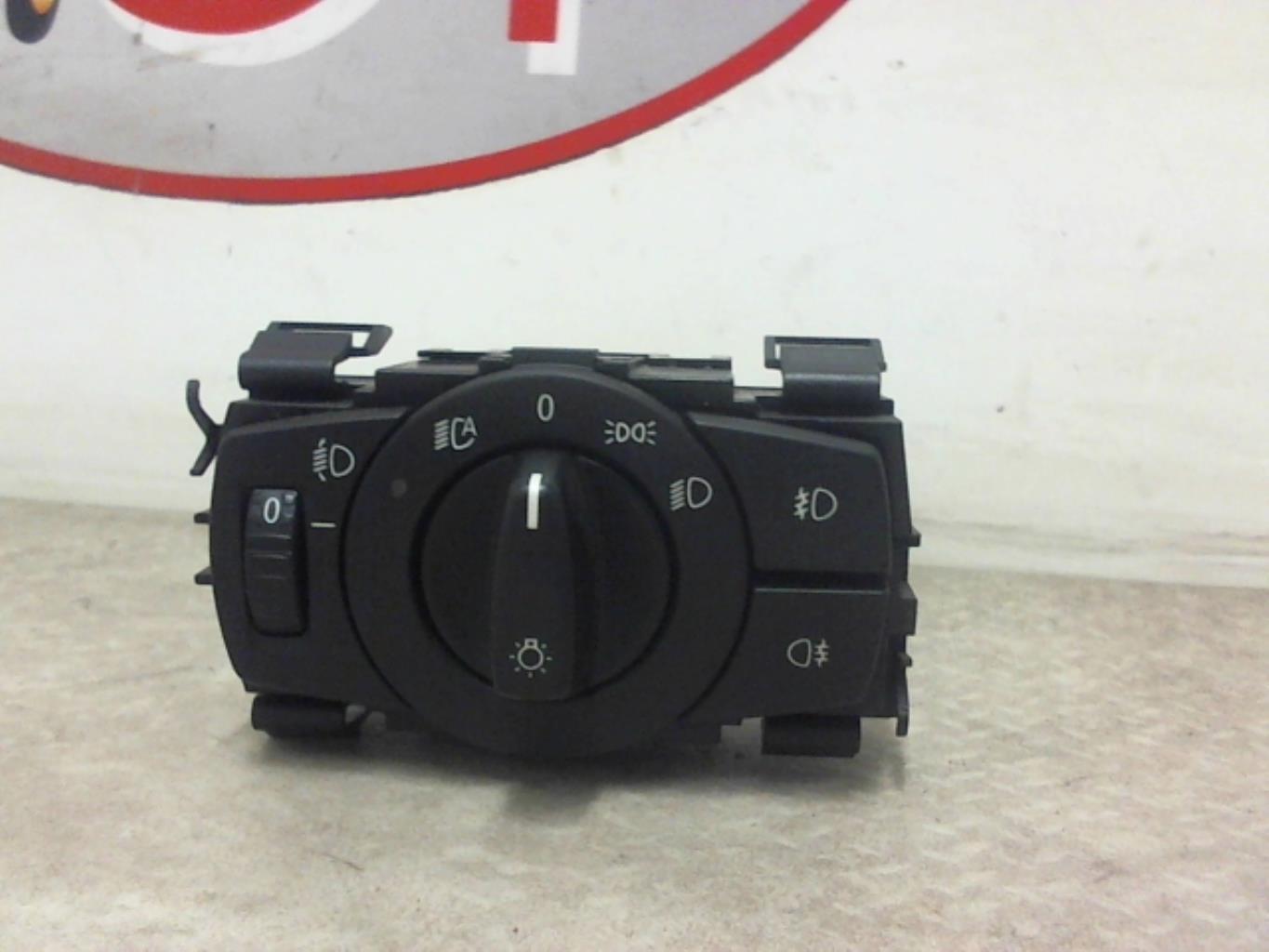 Commande de phare BMW SERIE 1 E87 PHASE 1 Diesel - 1