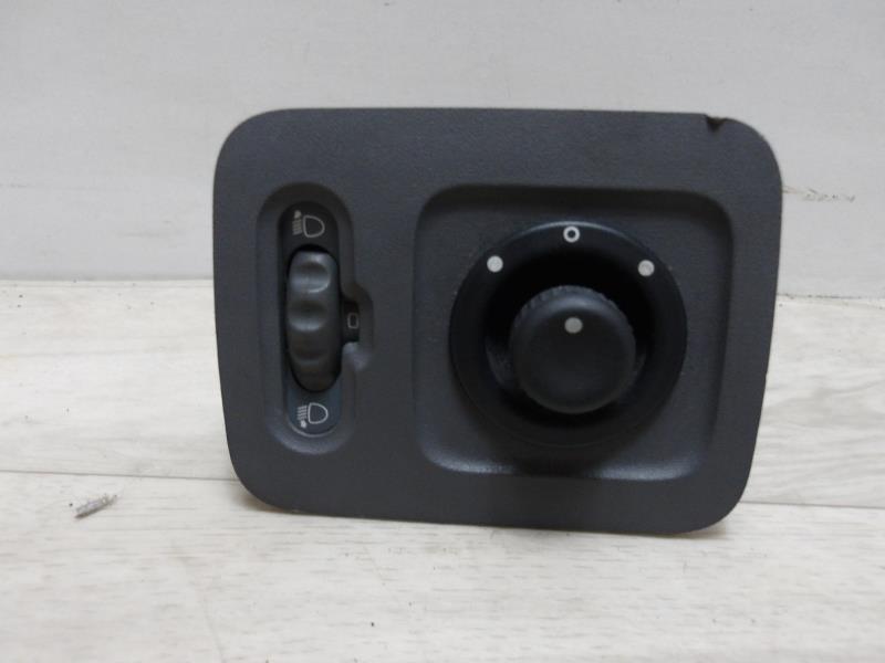 Commande retroviseurs RENAULT CLIO 2 PHASE 1 Essence - 1