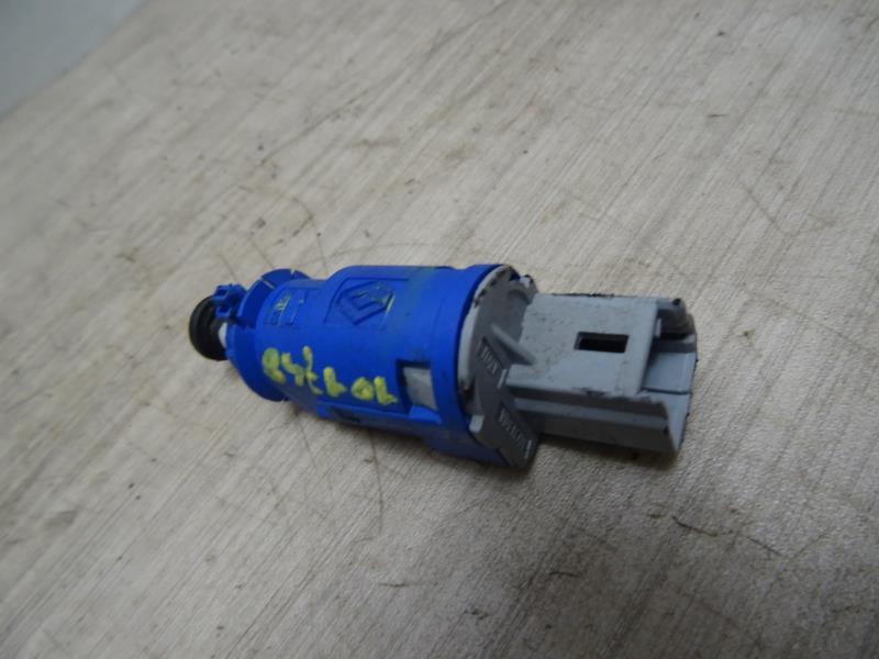 Contattore luce stop RENAULT CLIO 3 PHASE 2 BREAK Diésel - 1