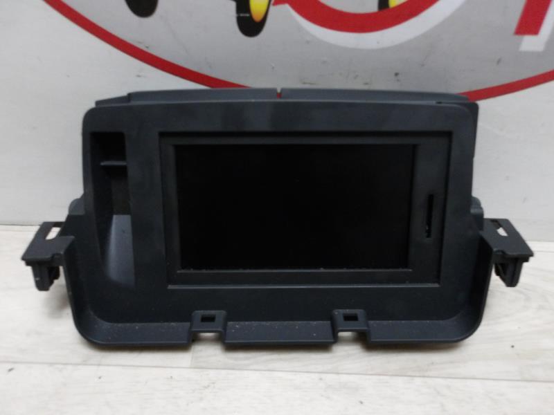 Ecran GPS RENAULT MEGANE 3 PHASE 1 Diesel - 1