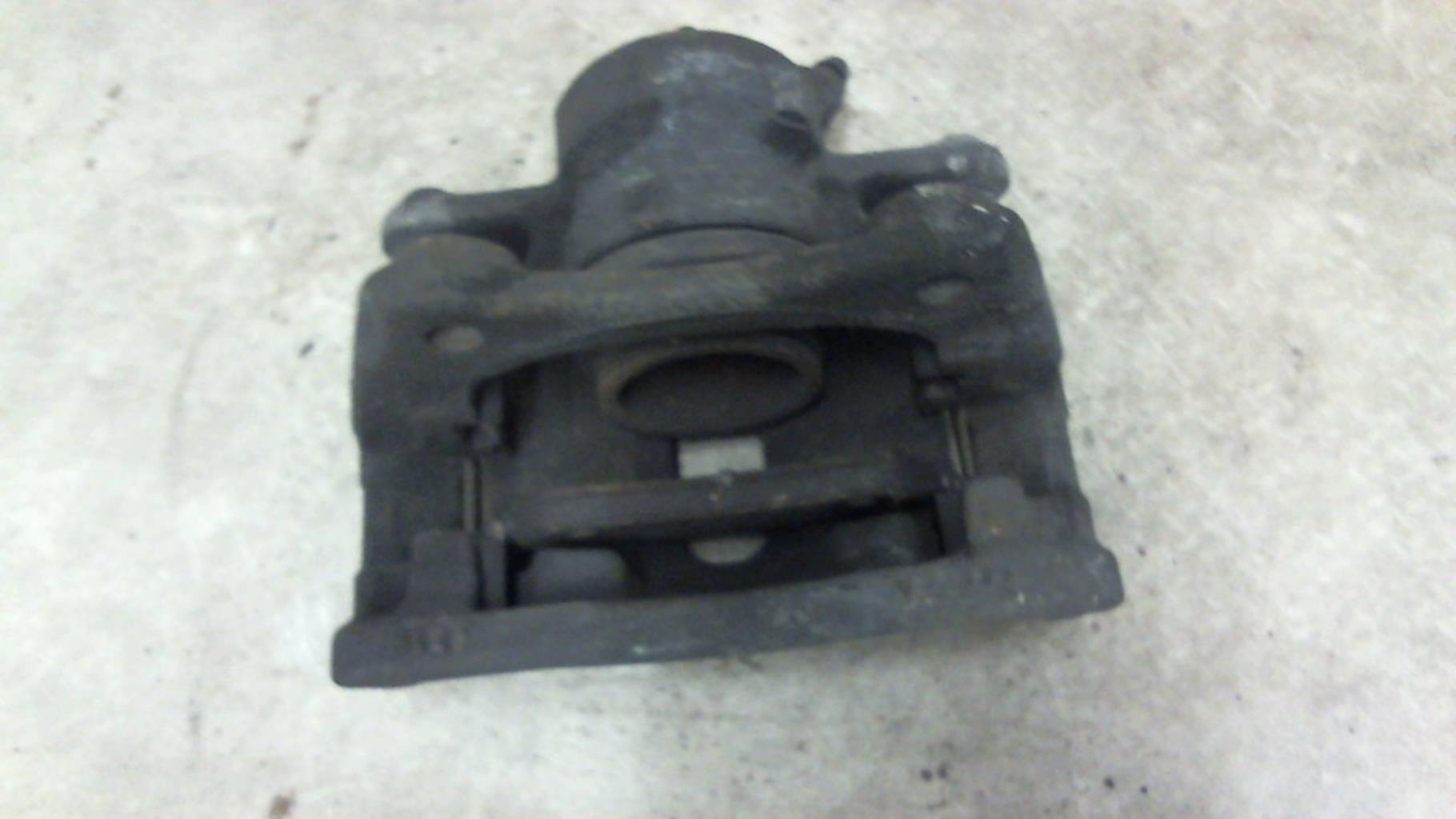 Pinza freni anteriore destra RENAULT CLIO 3 PHASE 2 BREAK Diésel - 1