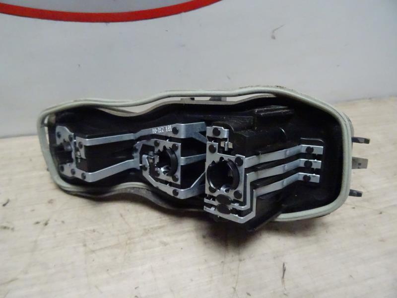 Base portalampade fanale posteriore destro RENAULT SCENIC 2 PHASE 1 Diésel - 1