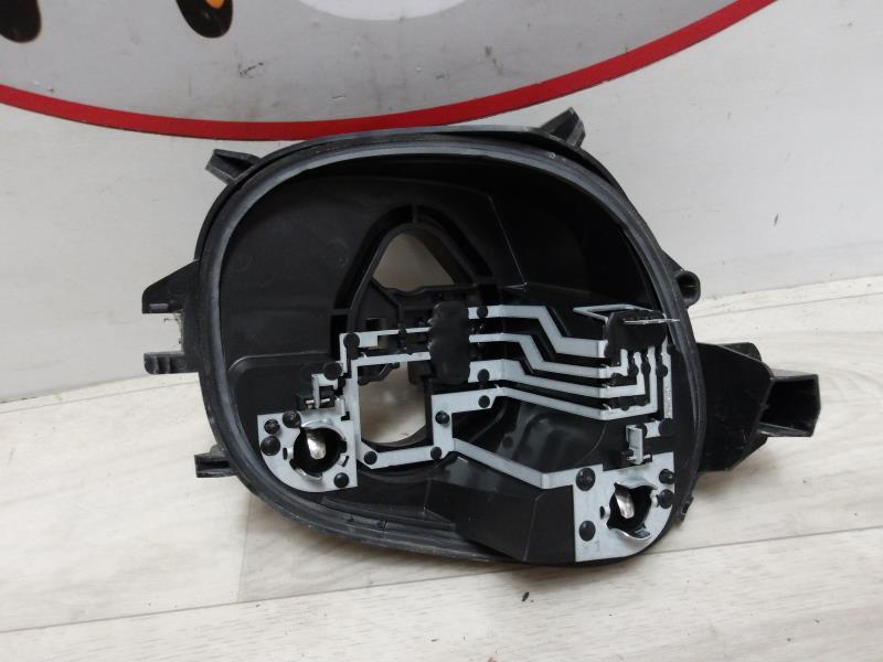 Base portalampade fanale posteriore sinistro PEUGEOT 208 1 PHASE 2 Gasolina - 1
