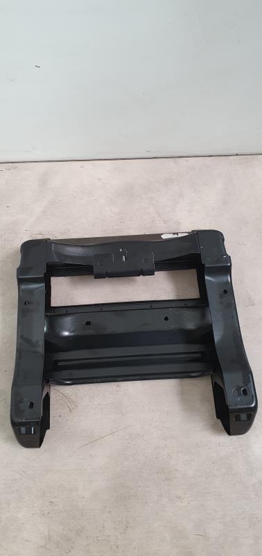 Support siege droit OPEL ZAFIRA B PHASE 2 Diesel - 1