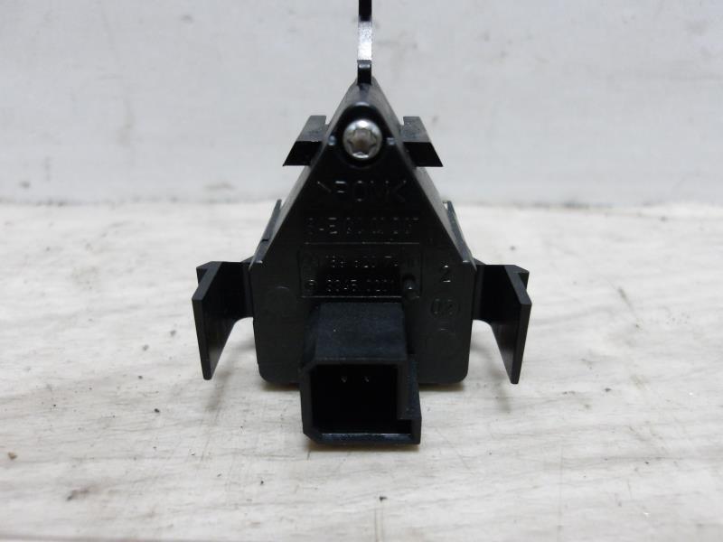 Bouton de warning MERCEDES CLASSE B 245 PHASE 1 Diesel - 1